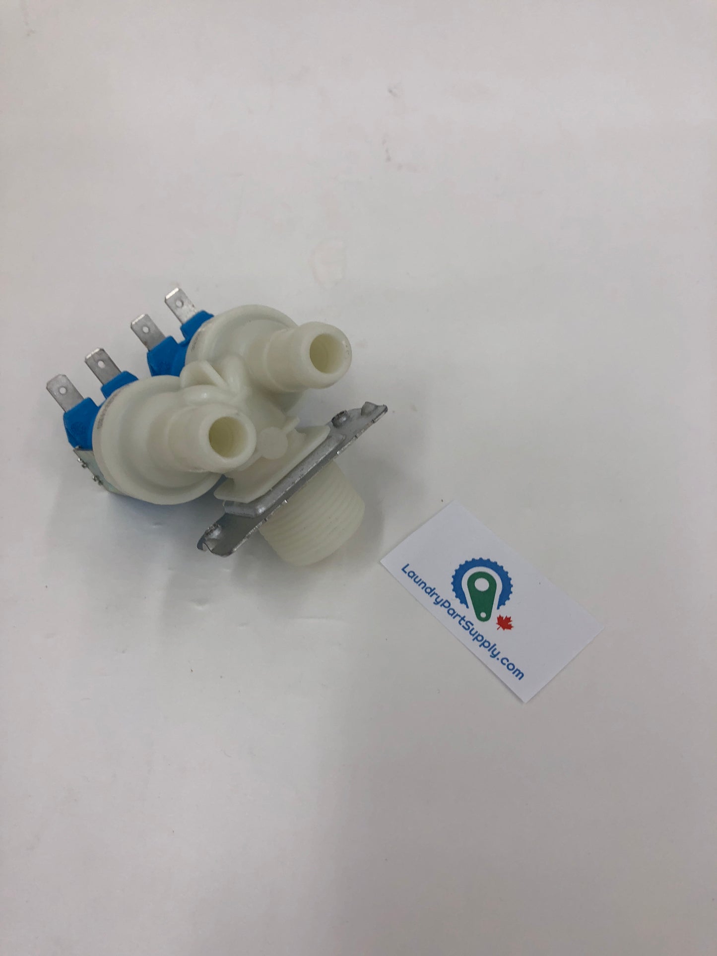 VALVE,2 WAY,220V/60HZ.